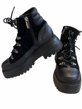 VINCE CAMUTO Mertami Platform Bootie Boots WOMENS BLACK Size 7 37 1/2